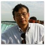 English Professor and Biomedical Sciences Alum to be honored by GVSU Alumni